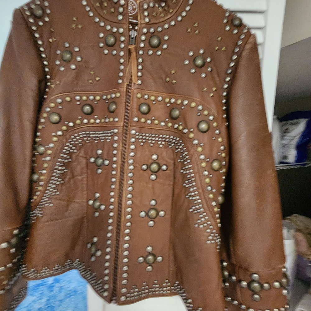 DOUBLE D RANCH Texas Leather Gold Studded Size S jacket